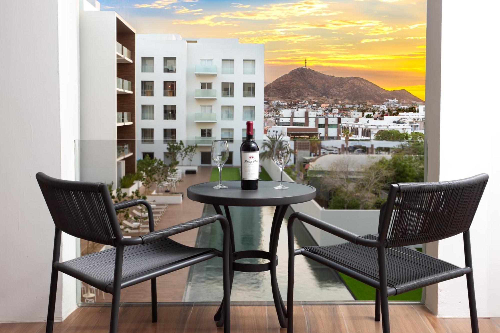 Marea Los Cabos Modern 3 Brd - Prime Location Near Beach & Marina Fast Wifi カボ・サン・ルーカス エクステリア 写真